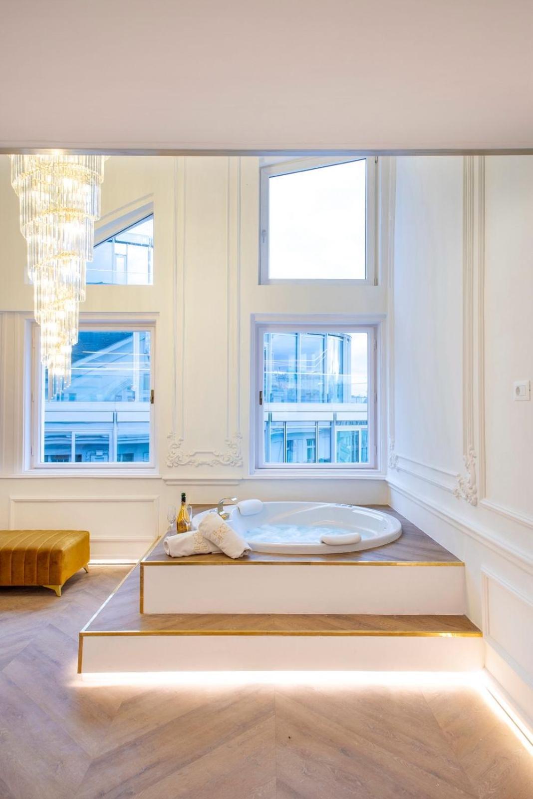 Vip Jacuzzi Luxury Apartment Budapest Exterior photo